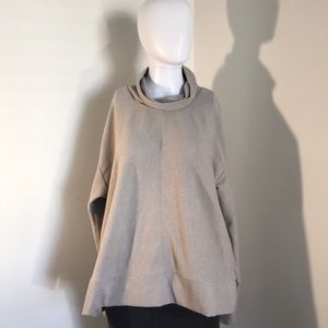 🛍️ RBX, Woman's Size XL Beige Plush Mock Tunic